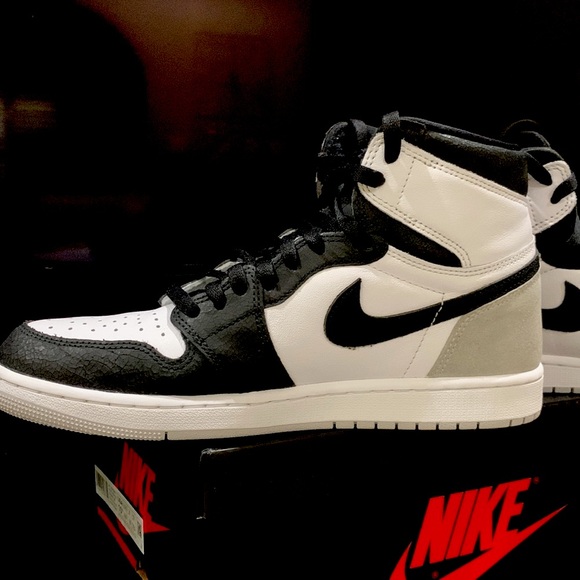 Jordan 1 Retro High OG Stage Haze 555088-108 Size 10.5 - Picture 4 of 9